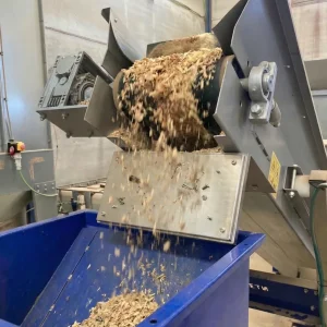 Separador magnético de neodimio para proteger peletizadoras de metales y clavos.